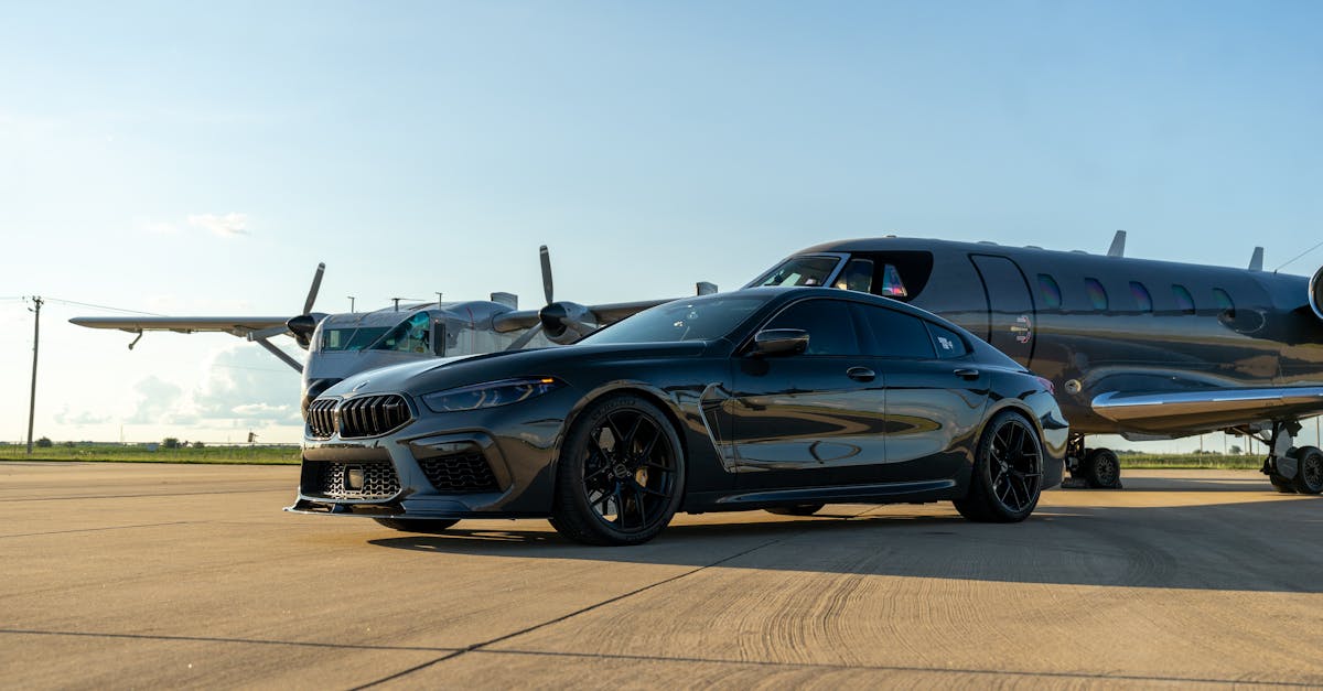 Effortless San Diego Airport Transfers: Experience Comfort and Reliability with SD-LIMO's Professional Chauffeurs